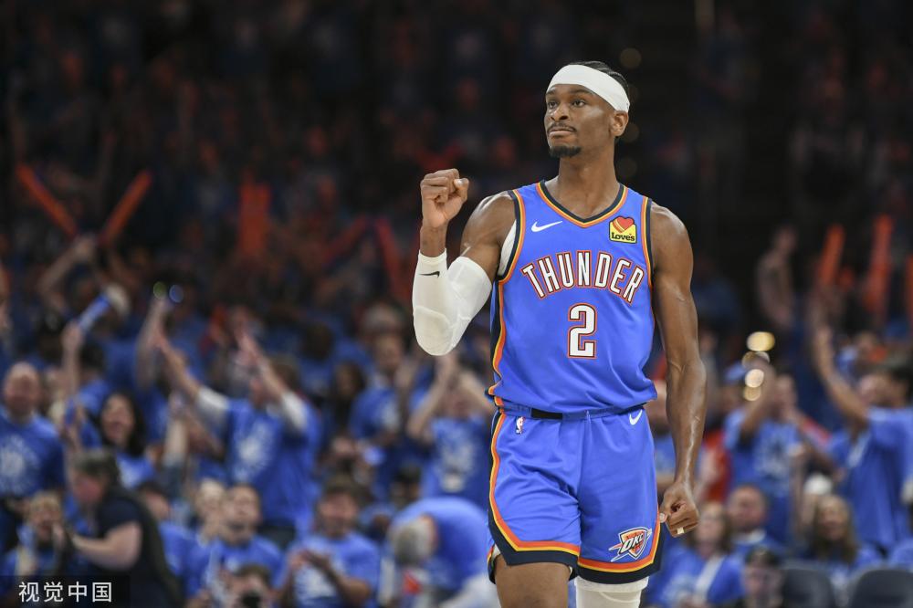 由期待他们 由期待他们