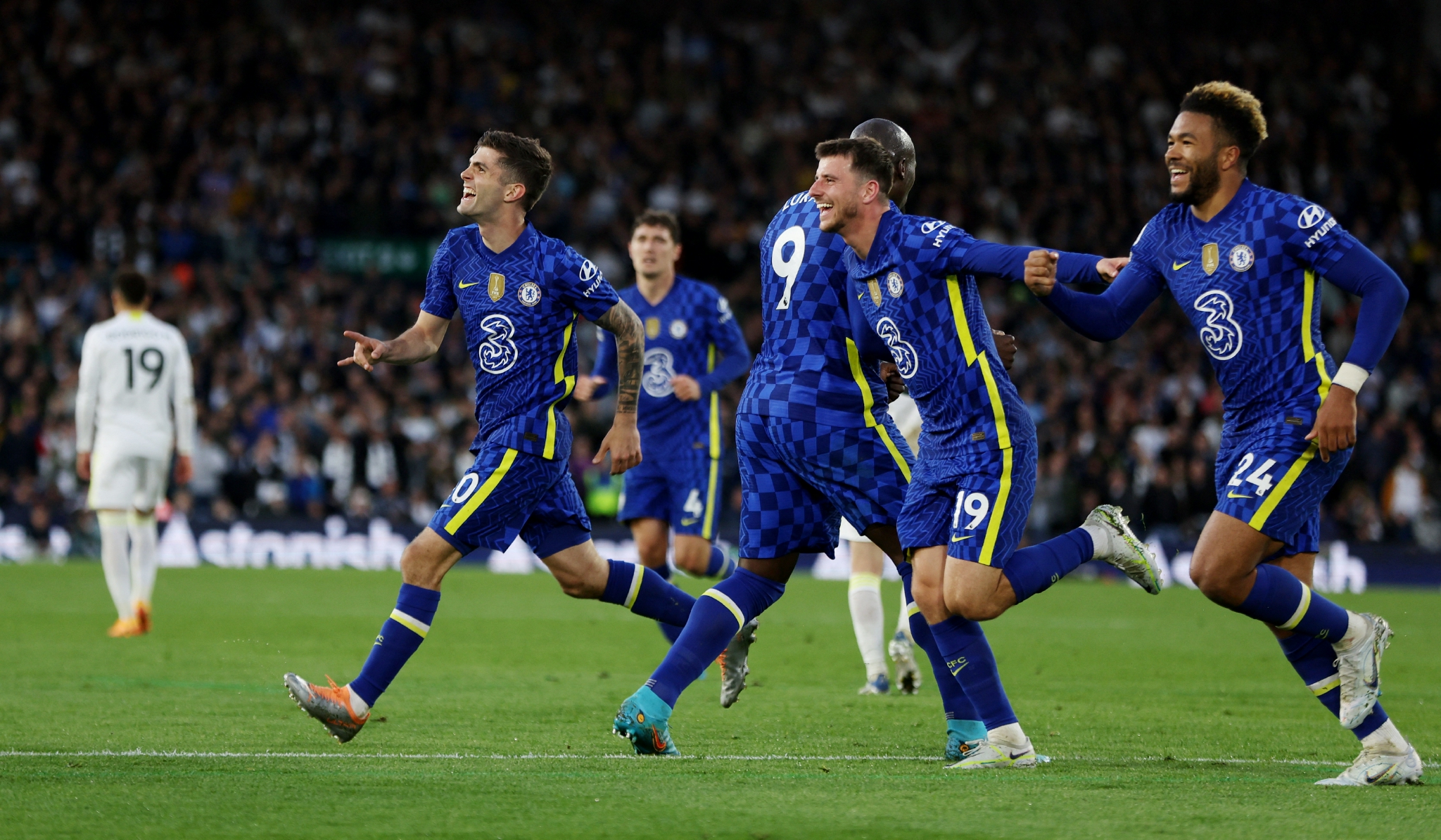 赛事经济正 赛事经济正