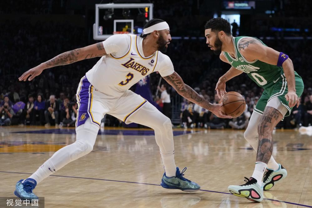 他在禁区外 他在禁区外